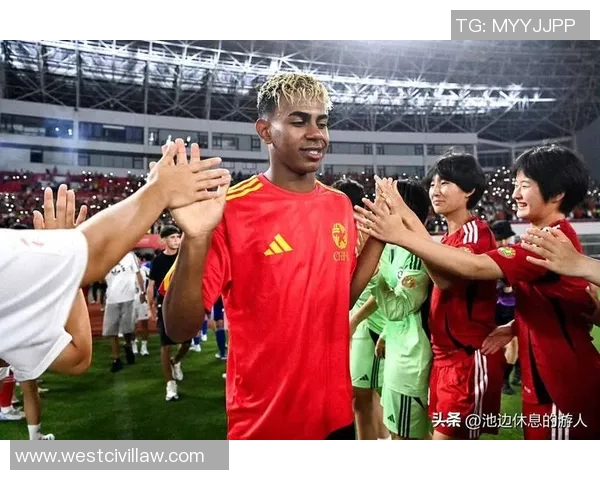 外国球星加盟中国足球联赛的背后故事与影响解析 外国球星加盟中国足球联赛的背后故事与影响解析