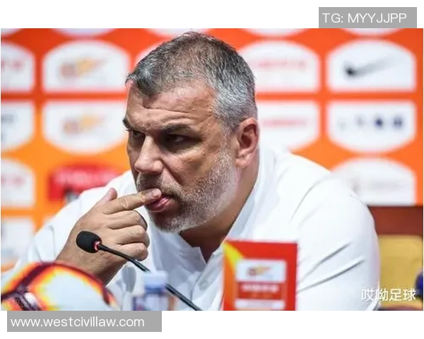 揭示足球经理球星光环背后的隐忧与被忽视的能力短板分析 揭示足球经理球星光环背后的隐忧与被忽视的能力短板分析