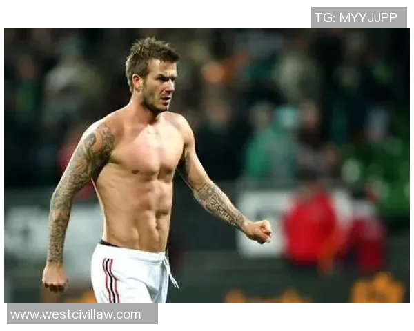 足球球星胸针独特魅力展现足球精神与时尚品味完美结合 足球球星胸针独特魅力展现足球精神与时尚品味完美结合